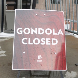 Gondola closed sign
